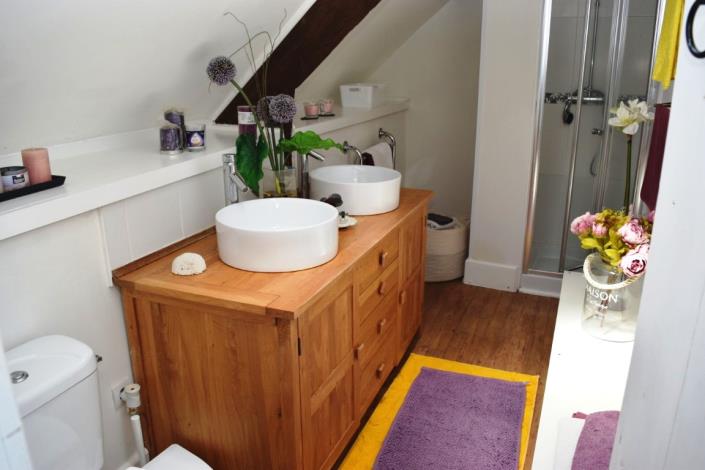 Image No.23-4 Bed House for sale