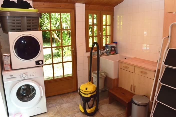 Image No.16-1 Bed House for sale