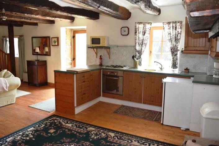 Image No.21-11 Bed House for sale