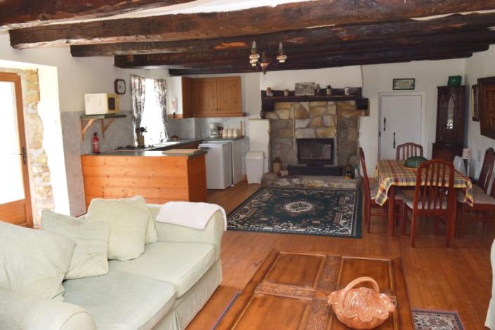 Image No.22-11 Bed House for sale