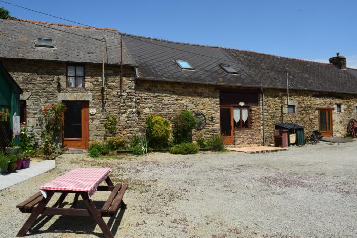 Image No.26-11 Bed House for sale