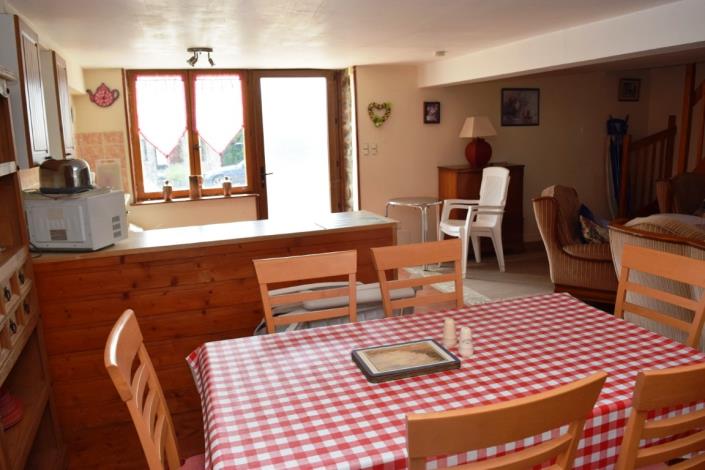 Image No.27-11 Bed House for sale