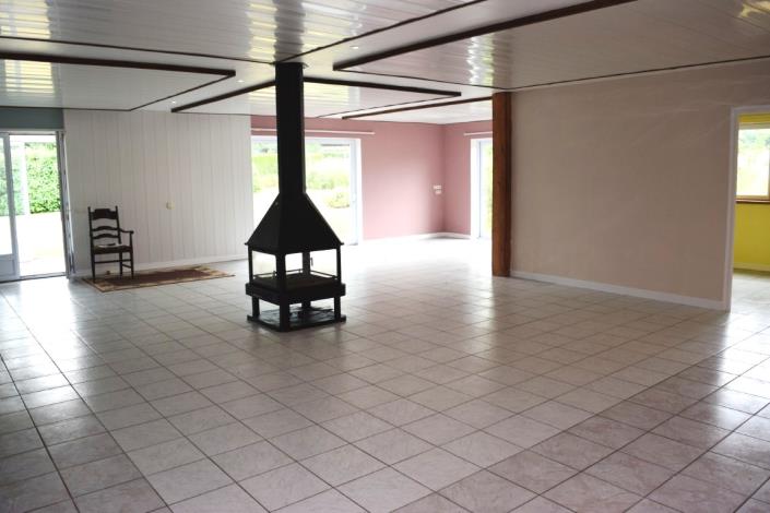 Image No.6-4 Bed House for sale