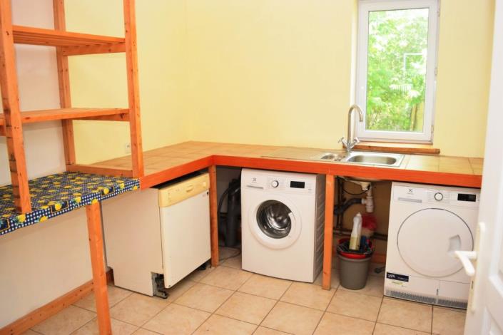 Image No.14-4 Bed House for sale