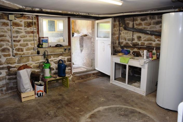 Image No.16-3 Bed House for sale