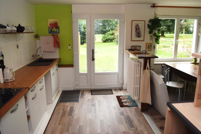 Image No.19-4 Bed House for sale