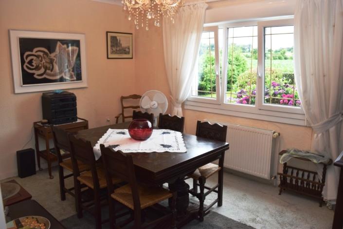 Image No.7-5 Bed House for sale