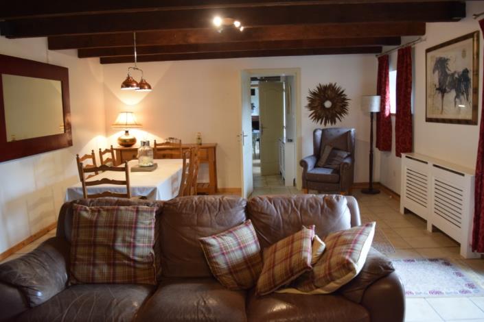 Image No.8-2 Bed House for sale