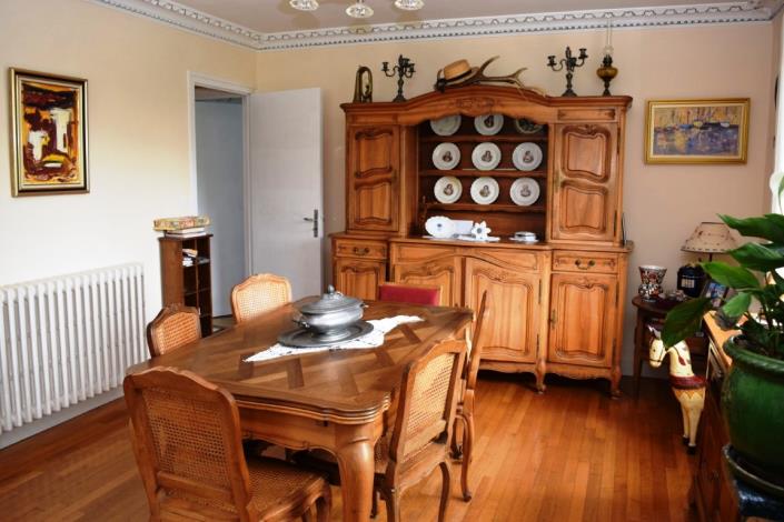 Image No.7-6 Bed House for sale