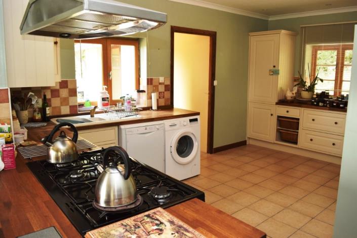 Image No.6-House for sale