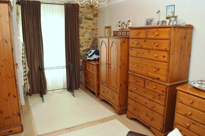 Image No.16-2 Bed House for sale