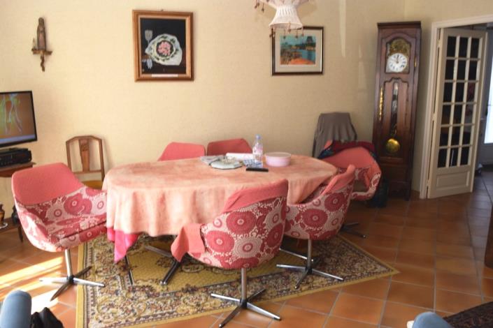 Image No.5-7 Bed House for sale