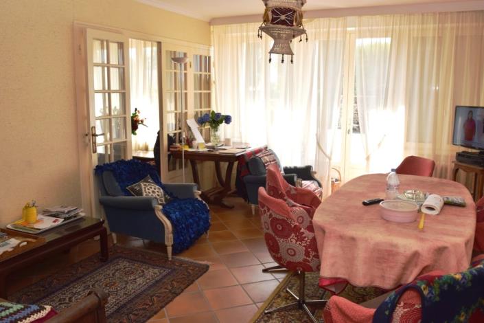 Image No.6-7 Bed House for sale