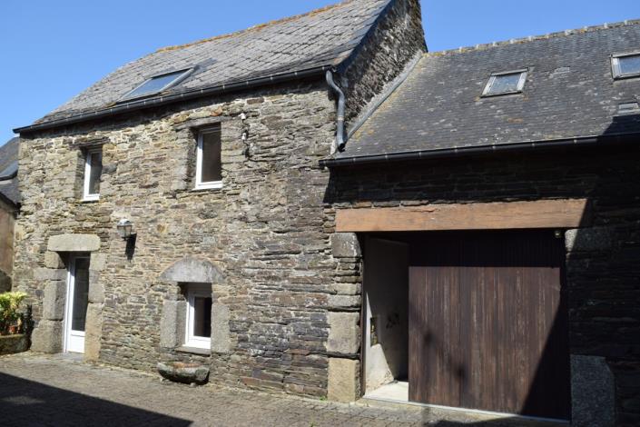 Image No.20-7 Bed House for sale