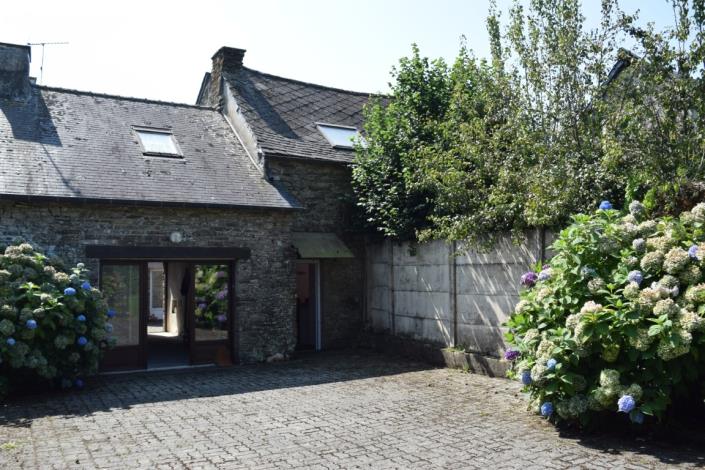 Image No.30-7 Bed House for sale