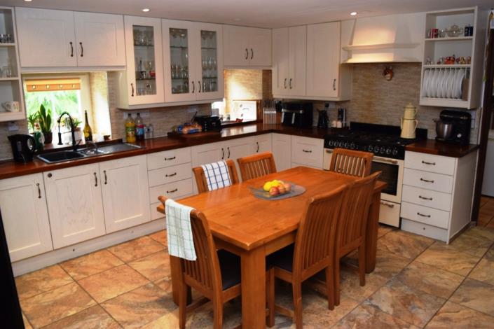 Image No.7-4 Bed House for sale