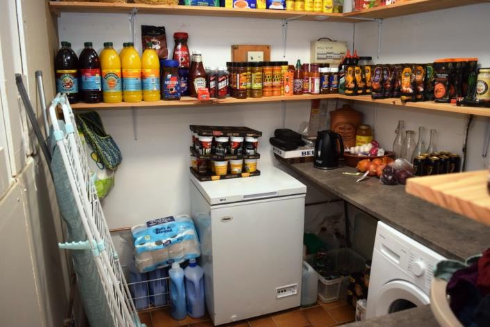 Image No.10-4 Bed House for sale