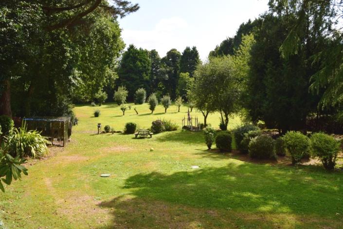 Image No.25-4 Bed House for sale