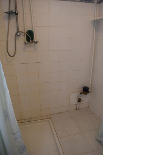 Image No.8-2 Bed House for sale