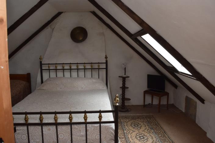 Image No.11-2 Bed House for sale