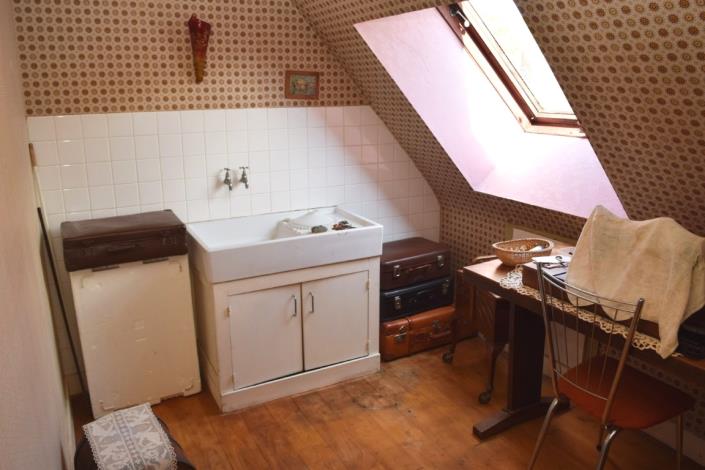 Image No.14-6 Bed House for sale