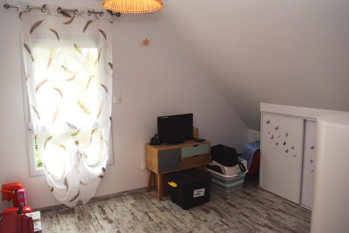 Image No.16-4 Bed House for sale