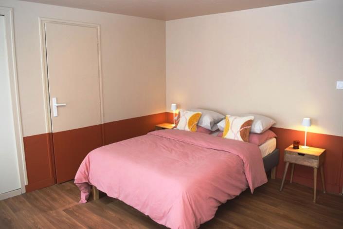 Image No.10-4 Bed House for sale