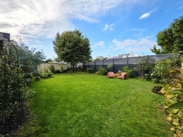 Image No.18-4 Bed House for sale