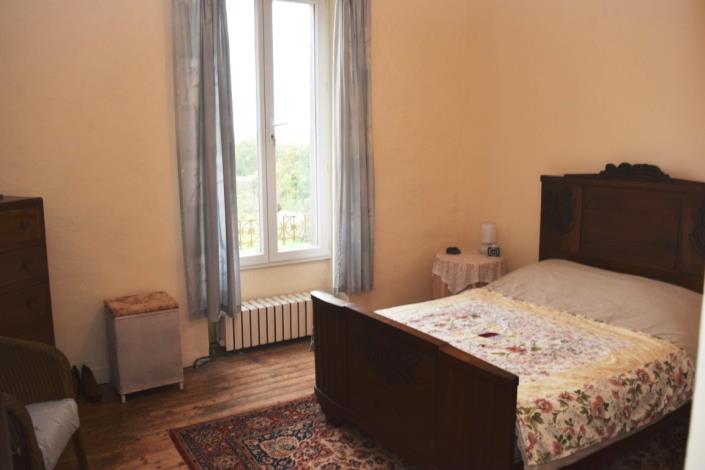 Image No.8-2 Bed House for sale