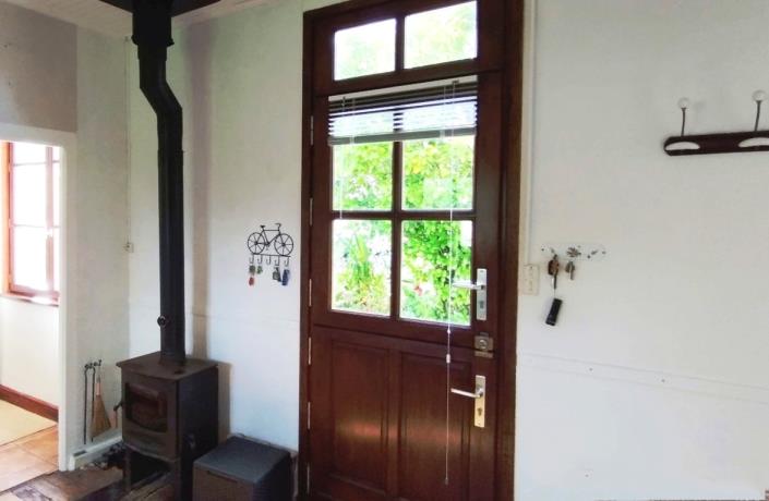 Image No.8-1 Bed House for sale