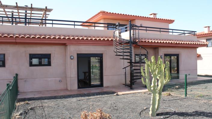 Image No.9-1 Bed Villa for sale