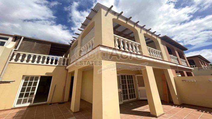 Image No.1-4 Bed Villa for sale