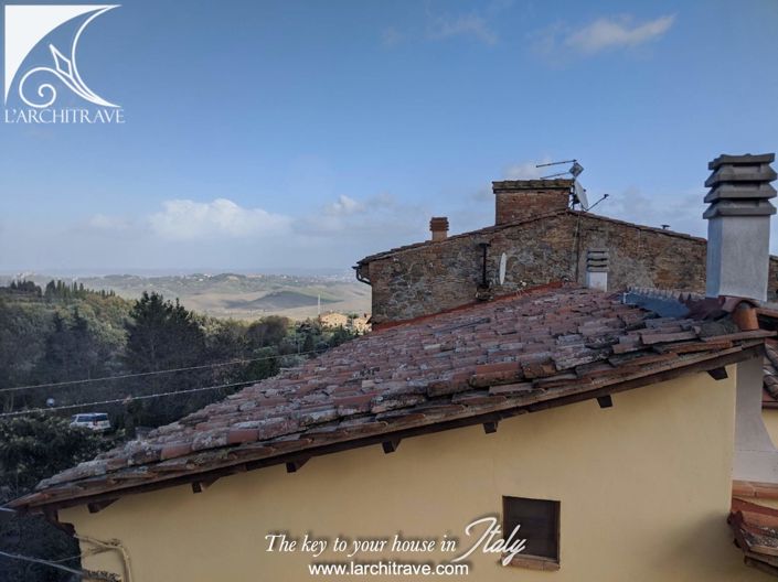 Image No.26-8 Bed House for sale