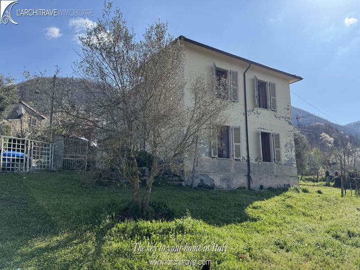 Image No.3-5 Bed Villa for sale