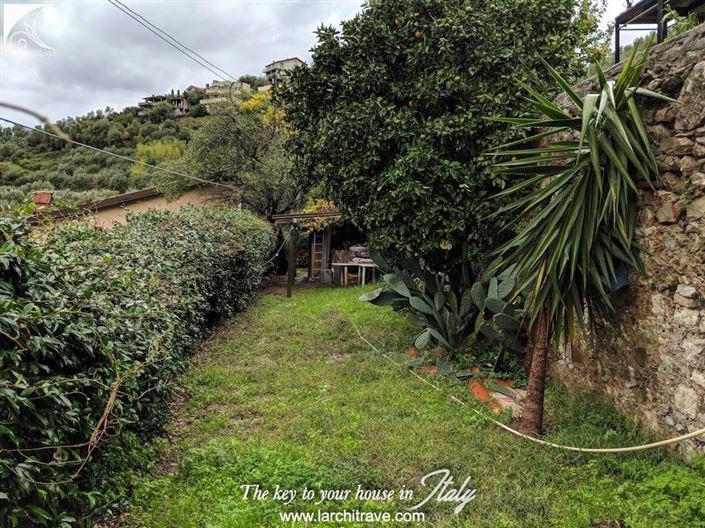 Image No.20-2 Bed Villa for sale