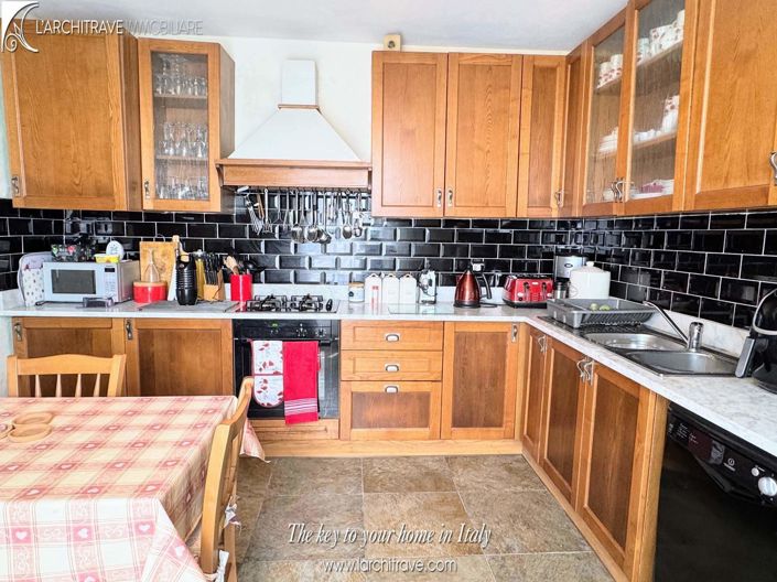 Image No.6-2 Bed Villa for sale