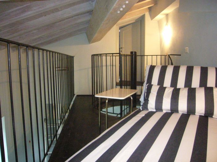 Image No.16-2 Bed House for sale