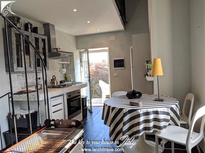 Image No.6-2 Bed House for sale