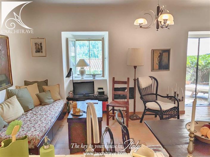 Image No.4-1 Bed House for sale