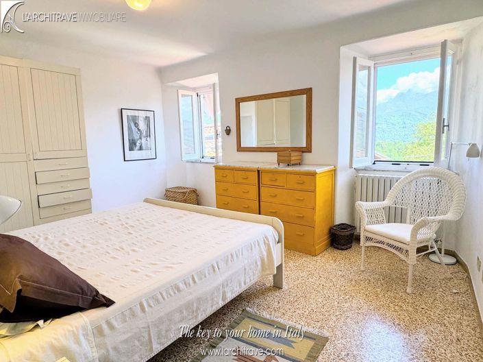 Image No.23-4 Bed House for sale