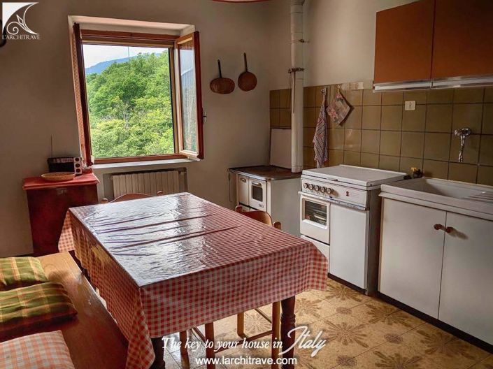 Image No.11-3 Bed House for sale