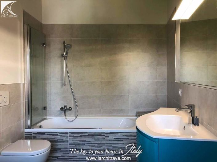 Image No.11-4 Bed House for sale