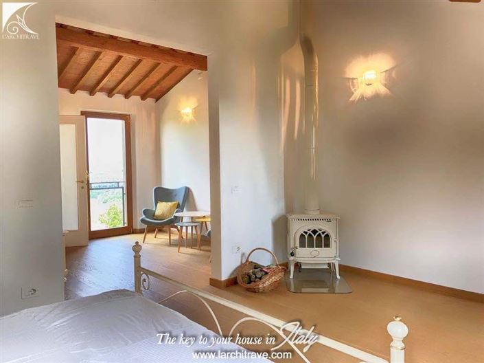 Image No.16-4 Bed House for sale