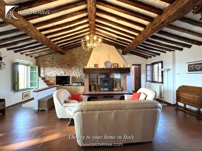 Image No.3-4 Bed House for sale