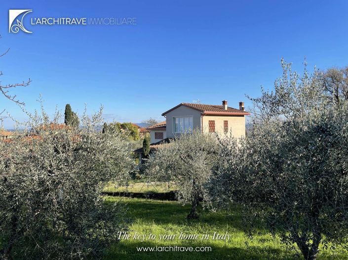 Image No.13-3 Bed Villa for sale