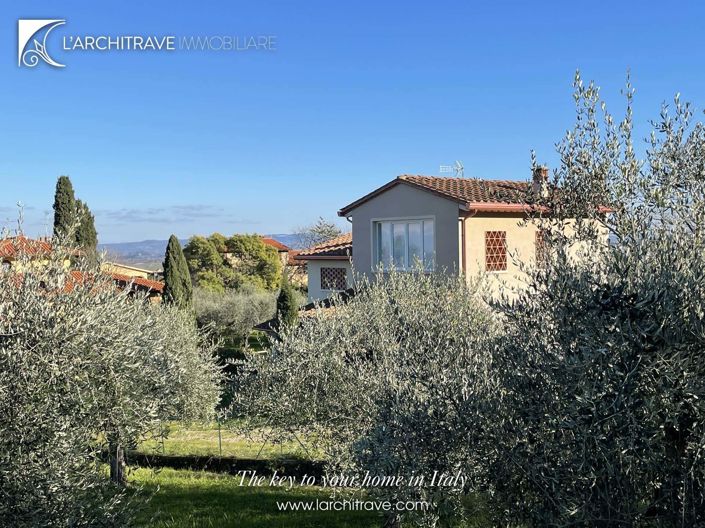 Image No.2-3 Bed Villa for sale