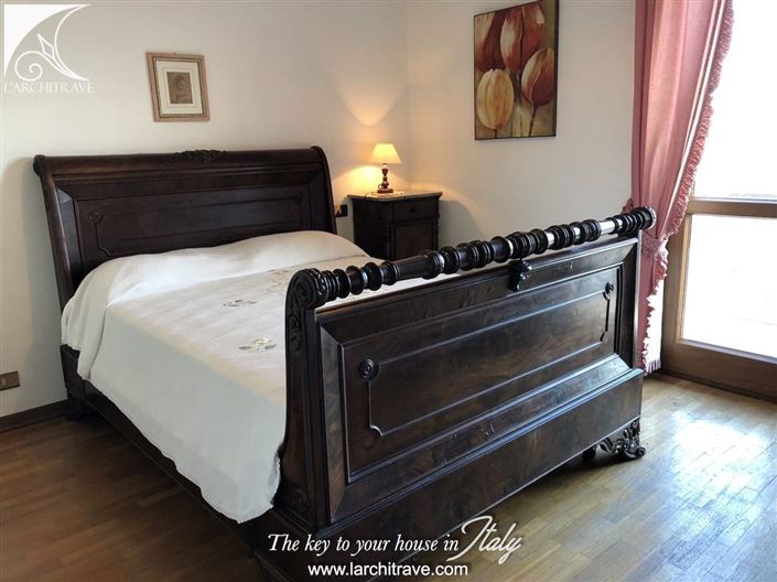 Image No.16-5 Bed Villa for sale