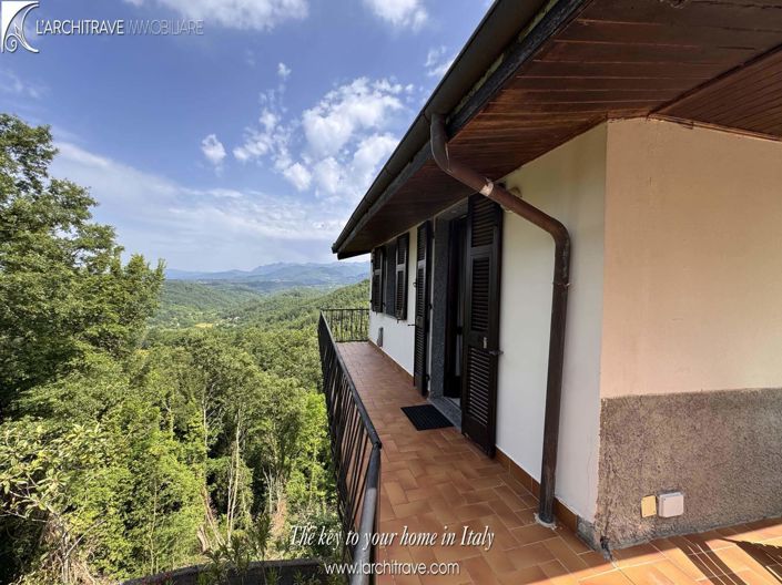 Image No.2-3 Bed Villa for sale