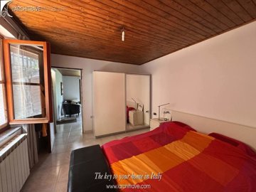 fe3ac4f3-7e8a-5488-ad3f-acfe1186fa92