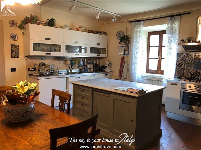 Image No.7-7 Bed Villa for sale